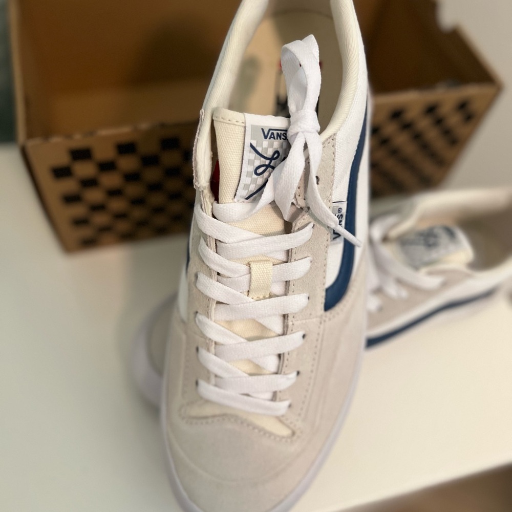 Vans Men's White and Blue Sneakers